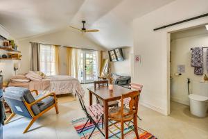 Grill & Porch! Extended Escape, 2 Mi to Ybor City