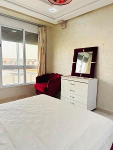 Quiet family apartment, Riad Salam - airport