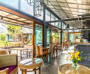 Restaurant, Family House Zen Boutique Resort in Pai