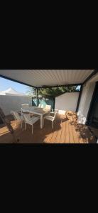 T2 lumineux avec terrasse, à deux pas de la plage