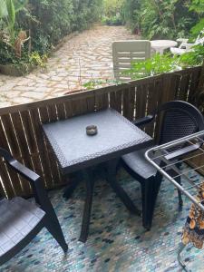 GUEST HOUSE BERZEFI