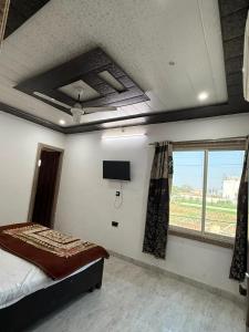 PLAY HOTEL VIDYA DHAM vrindavan