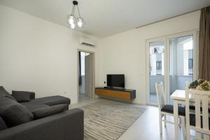 MaisonNova Deluxe 2