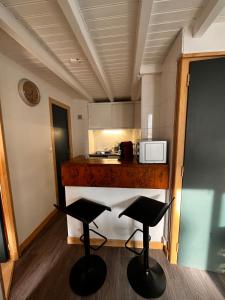 Bright, apartment type T1 bis - Right in the center of La Rochelle