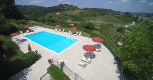 Agriturismo Buon Riposo - Country Resort in the Heart of Tuscany