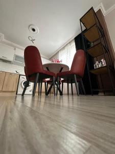 Modern & Fully Equipped Apartment- Stylish Comfort