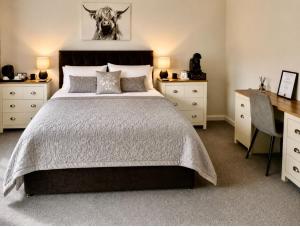 Eldon Lea