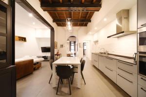 Golden House BuddyRent