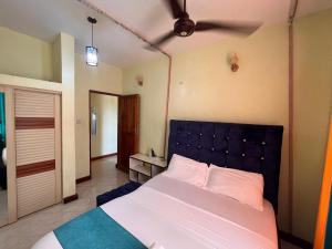 Mtwapa Tides 1BR With AC,Parking & Beach Walk