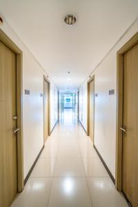 Modern Condo at Shore 1 Residences Tower C - Near Mall of Asia