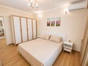 City Center Boutique Apartment - Walk Everywhere