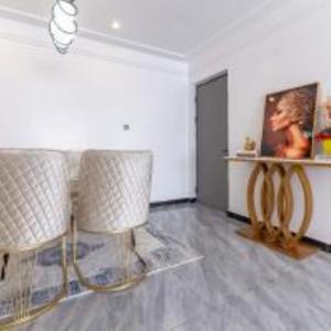 modern serenity suites apartments with swimming pool,modern equipped gym,private parking space, children playing ground, proximity to major shopping malls and unbeatable city views