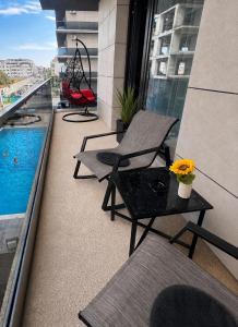 Isa Luxury Free Pool by Almar