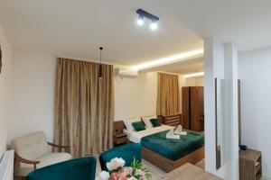 Aqua Studio with Sauna, Terrace and FREE Parking