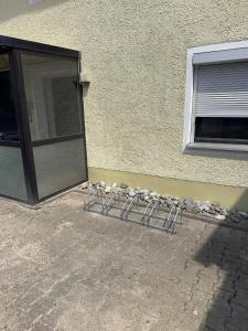 Monteuerzimmer 2 Zimmer-3 Betten mit gemeinschaftlichen Bad in OG