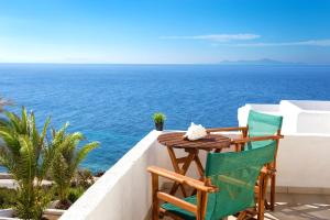 Pahivouni Studios & Suites Donousa-Island Greece