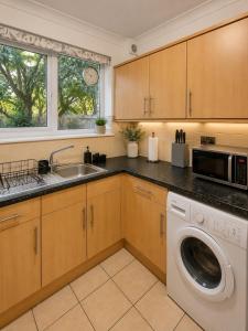 Fig Tree Central Cambridge Apartment Walk to Colleges & River Cam