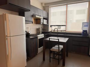 Two Bedroom Apartment with Pool, Gym & Sauna