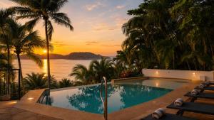 Exclusive Retreats Newest Beachfront Estate w Staff, Breakfast & Chef Available