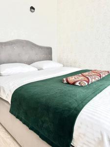Apartments with Dnipro view