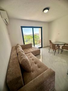 Azur Apartments Bar
