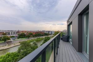 Small Venice Apartments