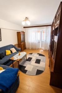 Ultracentral 3 camere