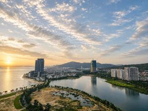 Homestay Citadine Ha Long Apartment with amazing sea view