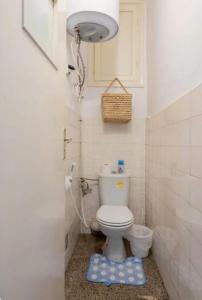Cozy Double Room Near Train Station & Airport Bus