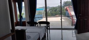 Seth Summer Mountain View Homestay
