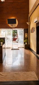 Hotel Star Palace -Affordable Premium Rooms Near Taj mahal