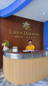 Hotel Lirios Dorados