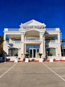 Hotel Luxury Palace