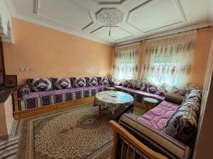 Grand appartement lumineux, climatisé, 2 salons