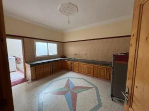 Grand appartement lumineux, climatisé, 2 salons