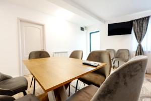 Luxury 3 Room Apartments Courtyard Casa Agigea