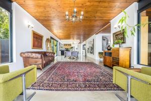 Midcentury Modern Villa