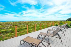 Villa with Private Beach Access Pool Hot Tub Free WiFi & Private WD