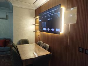 Appartement de Luxe Avec Climatisation ! Idéal pour Familles! à 5 minutes à Pied de la Plage!