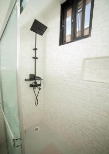 Brand New 2nd-Floor Apartment, Downtown Bani