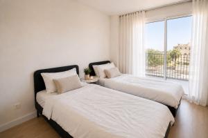 Unic Sunlit Apartment