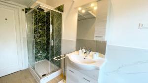 Stay in front of the San Paolo subway station!