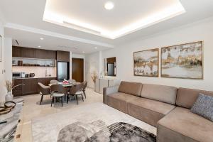 Palace Beach Residence 1BR Apartment with Sea View