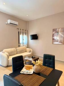 STV Royal Apartments 3