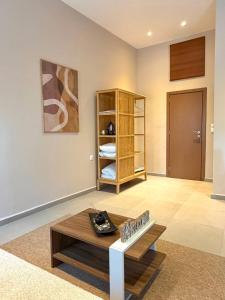 STV Royal Apartments 3
