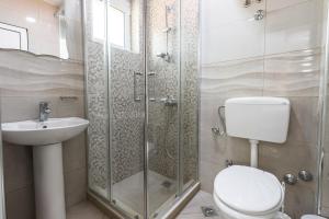 Golden House Apartments