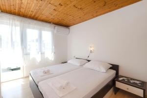 Apartments and Rooms Jengic