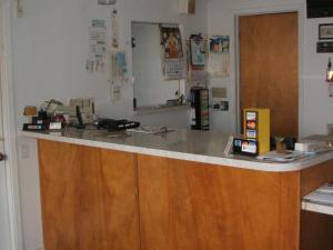 Camlot Inn Motel