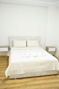 Corner Apartments