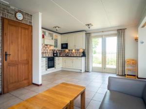 Texel Nature Villa with Sauna